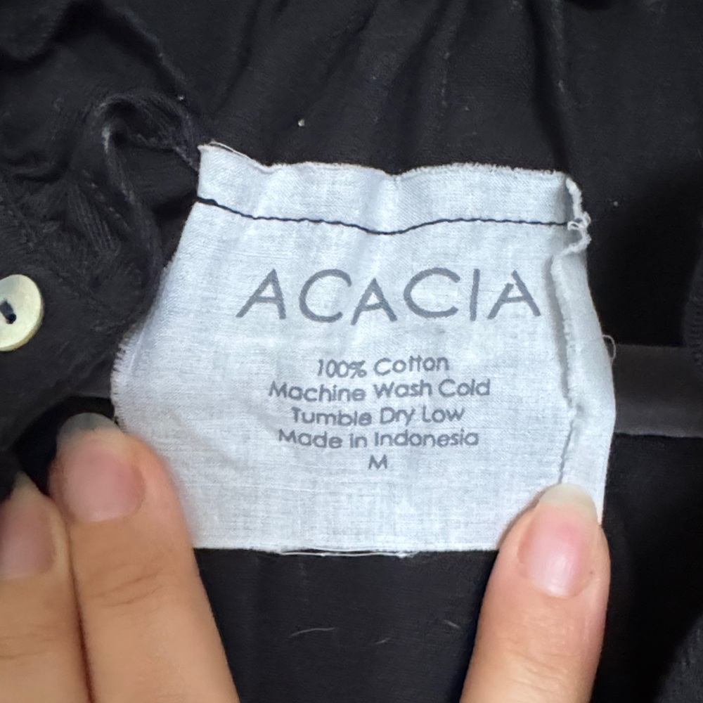 Acacia Top - Picture 2 of 3